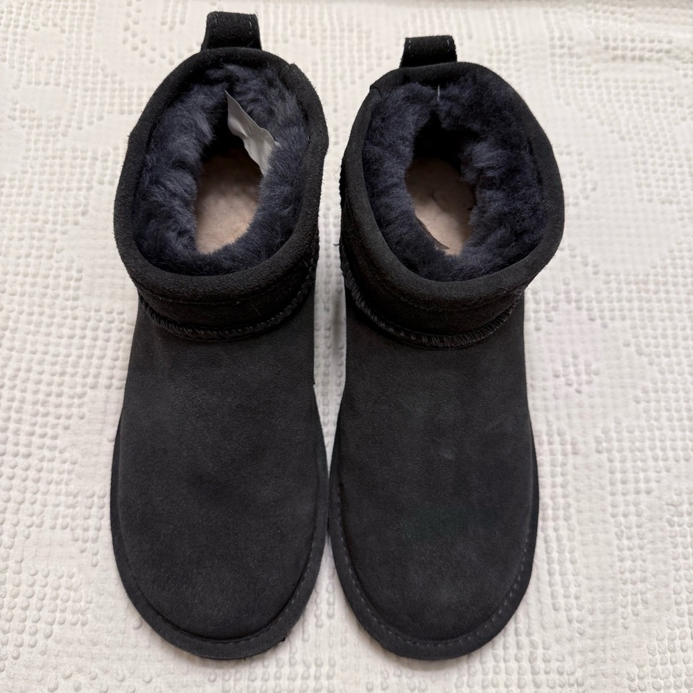 Bearpaw Shorty Water Resistant Winter Boots Graphite Suede Fur Lined 6 - Picture 2 of 9